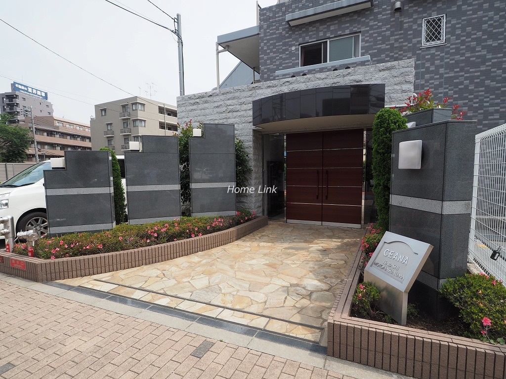 セーナ板橋本蓮沼　エントランス